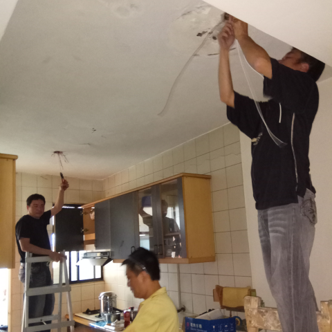 鑫晨專業清潔工作室 - 水電工程室內配線施工過程