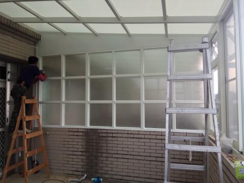 李明源鋼鐵有限公司  - 陽台玻璃隔間牆 李明源鋼鐵有限公司  - 陽台玻璃隔間牆