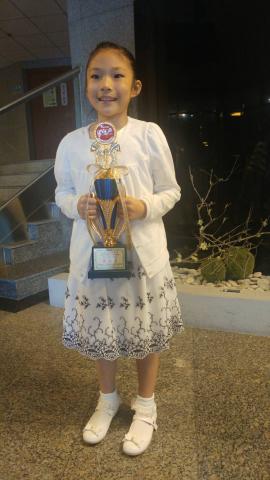 東凡老師鋼琴教學 - 2017巴洛克音樂大賽三年級組第五名