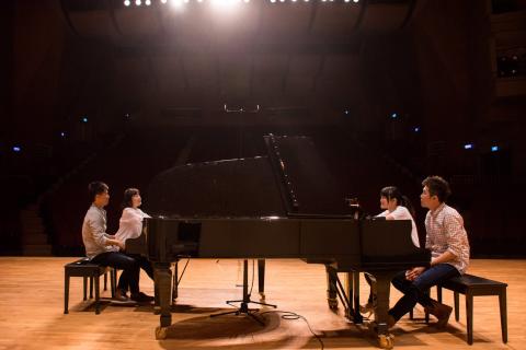 脆片工作室 - 2017/03/25
擔任雲林藝文活動-五藝音樂表演會攝影