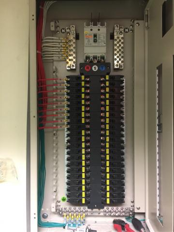 👑TOP👑星耀閣企業行 - 長庚醫院之配電盤撿線 👑TOP👑星耀閣企業行 - 長庚醫院之配電盤撿線