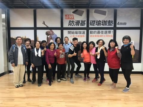 Stephen健體教練 - 企業樂齡肌力強健班 Stephen健體教練 - 企業樂齡肌力強健班