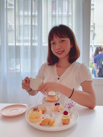 提供韓文服務的專家Vivian Yeh