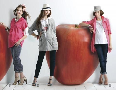 vivi - 孕婦裝
型錄企劃設計