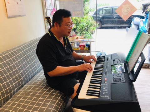 樂琴音樂 - 成人電子琴
興趣娛樂