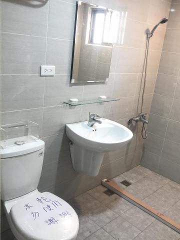 佳源水電居家維修社 - 廁所全套式安裝衛浴設備 佳源水電居家維修社 - 廁所全套式安裝衛浴設備