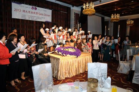 陳寶如  - 活動執行- 國際婦女會2013年度慈善募款餐會