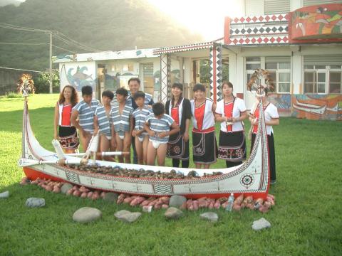 陳寶如  - 活動領隊- 國際婦女會蘭嶼國小關懷慈善旅行