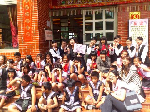 陳寶如  - 活動執行- 國際婦女會蘭嶼國小關懷慈善旅行