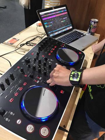 DJ Badhumorr - 台中健身房開幕表演
2019.09.12