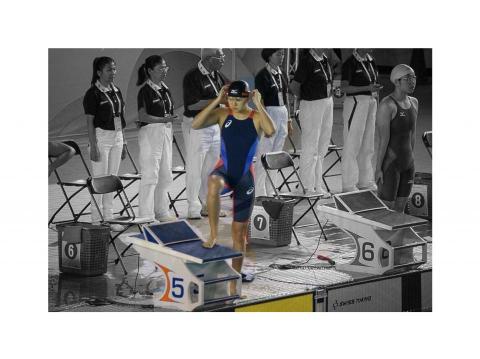 黃佳琦 - 107全中運高中女子組200公尺自由第二名
400公尺自由式第3名
800公尺自由式第4名