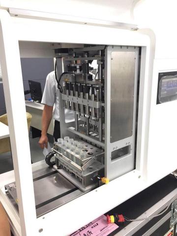 繹興機械股份有限公司 EZpack Co., Ltd. - 客製-生醫實驗流程專用設備
*高精度移載
*高頻震動
*高精度實驗液體抽取