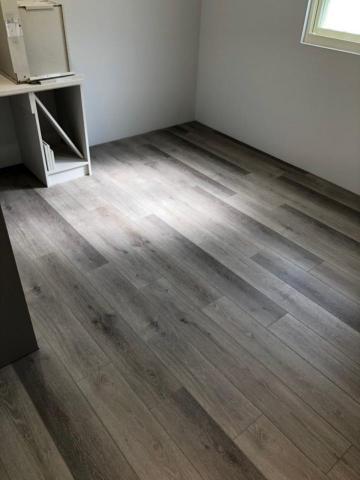 鴻牌木地板 - SPC石塑地板