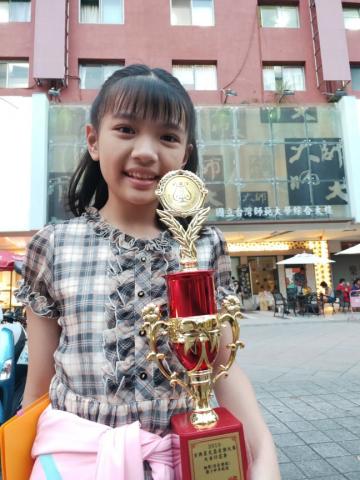 王瑋慈（Tina慈慈老師） - 輔導學生參加鋼琴比賽 成績優異