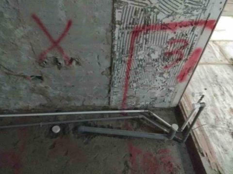 誠泰水電 - 冷熱排水配管