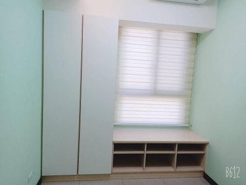 松榆系統傢俱 - 衣櫃無把手設計