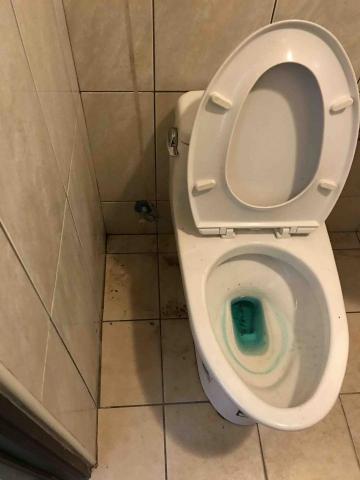 汶倩家事服務工作室 - 這間搬家後的套房打掃前