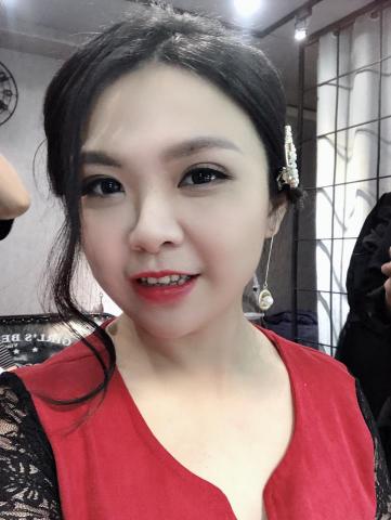 提供粉絲團代管費用服務的專家高千惠