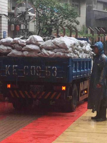 屴大室內裝潢 - 