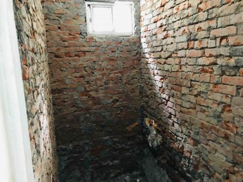 十四號工廠 - 廁所壁面打除 案件位於後山埤