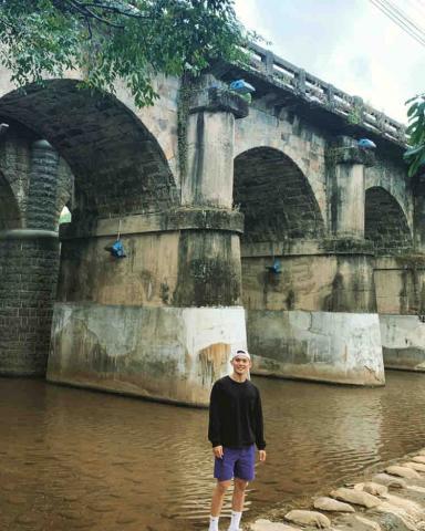 提供陽光高爾夫服務的專家Honghan