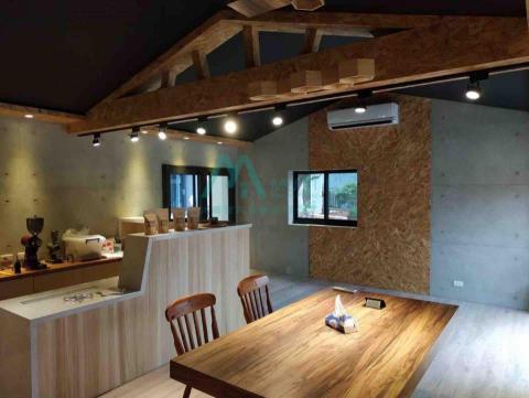 沐藝室內裝修設計有限公司 - 案件：手沖咖啡廳設計裝潢案
地點：新北林口
內容：整間裝潢設計

更多作品，請FB搜尋「沐藝室內裝修有限公司」
https://m.facebook.com/muyidesign.co.ltd/