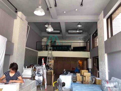 沐藝室內裝修設計有限公司 - 案件：瑞絲名床店面設計裝潢案
地點：台北內湖
內容：整間裝潢設計

更多作品，請FB搜尋「沐藝室內裝修有限公司」
https://m.facebook.com/muyidesign.co.ltd/