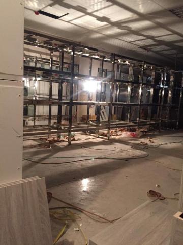 長佳欣工程 - 大型寵物店水族箱不銹鋼鐵架