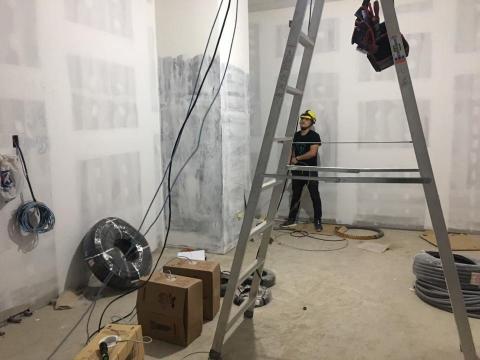 東諺工作室 - 富田電機