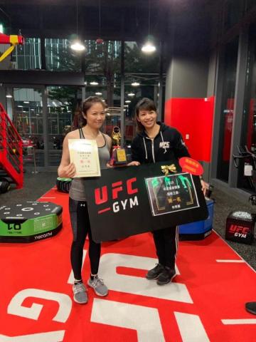 Ivana（菜菜） - 女子組增肌減脂比賽冠軍