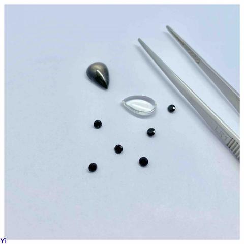 Yi Jewelry -  提供裸石選擇