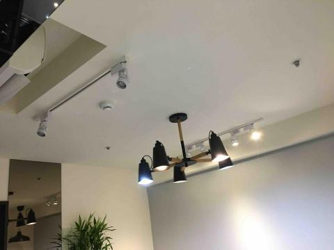 沁作坊輕隔間天花板工程 - 暗架天花板