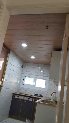 沁作坊輕隔間天花板工程 - 浴室廚房仿木高強度晶鑽pvc天花板