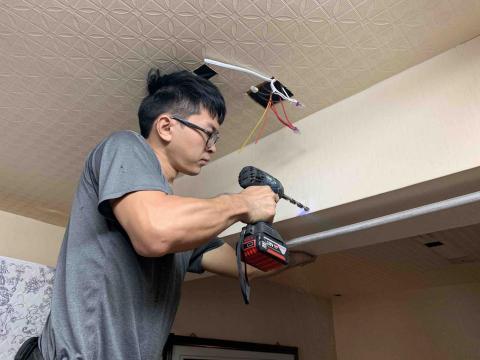 林佳欣 - 老屋換線
