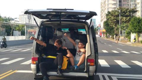 貳拾貳創意映象國際有限公司 - 