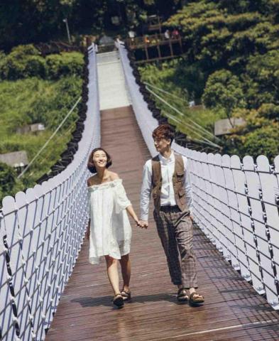 daydreaming  - 情侶寫真