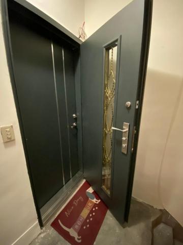 勤一空調美學館 - 門片安裝