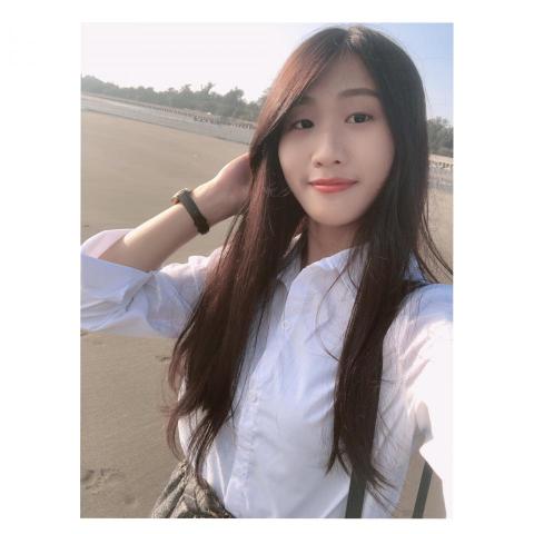 提供powerpoint服務的專家顏妡如