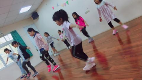 王沁琳 - MV舞蹈