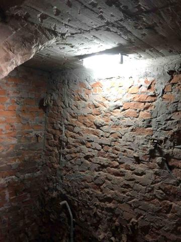 FB:秉承企業社 - 
