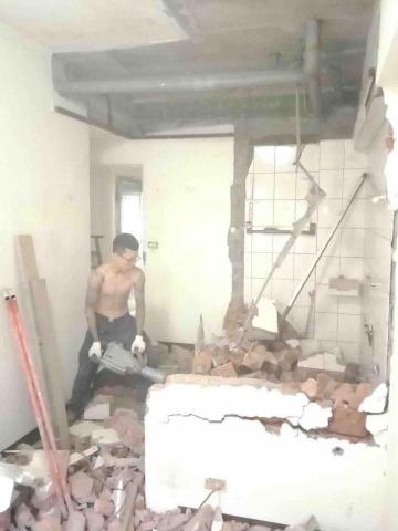 宇聲拆除工程 - 民宅磚牆打除