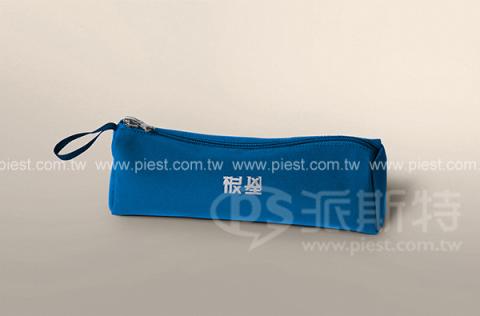 派斯特設計印刷 - 【筆袋、手提袋、禮品、期刊、型錄、書籍、展覽/展場、海報、名片、CI視覺應用】
擅長於品牌視覺呈現、CIS規劃、平面設計、商業廣告、
網頁設計、包裝設計、
菜單設計、會場佈置、設計品牌創意、賣場設計、FB代操、活動EDM設計...。
●網站:www.piest.com.tw
●信箱:pkunshuo@gmail.com
●官方Line: @ulq8299m
●行動:0955-252-515彭r 派斯特設計印刷 - 【筆袋、手提袋、禮品、期刊、型錄、書籍、展覽/展場、海報、名片、CI視覺應用】
擅長於品牌視覺呈現、CIS規劃、平面設計、商業廣告、
網頁設計、包裝設計、
菜單設計、會場佈置、設計品牌創意、賣場設計、FB代操、活動EDM設計...。
●網站:www.piest.com.tw
●信箱:pkunshuo@gmail.com
●官方Line: @ulq8299m
●行動:0955-252-515彭r