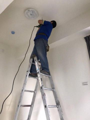 摩燈概念坊 - 安裝燈具 (磚孔)