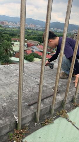 正承鐵工工程行 - 屋頂漏水翻修
