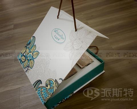 派斯特設計印刷 - 【彩盒設計、包裝設計、設計印刷、期刊、型錄、輸出、展覽/展場、海報、CI視覺應用】
擅長於品牌視覺呈現、CIS規劃、平面設計、商業廣告、
網頁設計、包裝設計、
菜單設計、會場佈置、設計品牌創意、賣場設計、FB代操、活動EDM設計..。
●網站:www.piest.com.tw
●信箱:pkunshuo@gmail.com
●官方Line: @ulq8299m
●行動:0955-252-515彭R 派斯特設計印刷 - 【彩盒設計、包裝設計、設計印刷、期刊、型錄、輸出、展覽/展場、海報、CI視覺應用】
擅長於品牌視覺呈現、CIS規劃、平面設計、商業廣告、
網頁設計、包裝設計、
菜單設計、會場佈置、設計品牌創意、賣場設計、FB代操、活動EDM設計..。
●網站:www.piest.com.tw
●信箱:pkunshuo@gmail.com
●官方Line: @ulq8299m
●行動:0955-252-515彭R