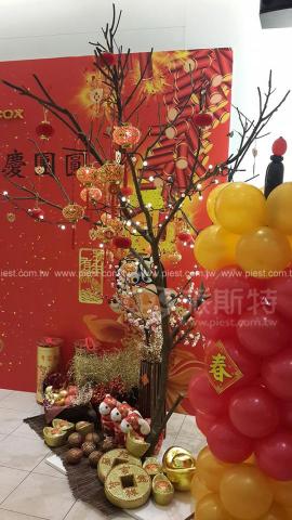 派斯特設計印刷 - 【展覽/展場CI視覺應用、活動佈置、招牌、戶外視覺、車體廣告、背板、輸出、施工】
擅長於品牌視覺呈現、CIS規劃、平面設計、商業廣告、
網頁設計、包裝設計、
菜單設計、會場佈置、設計品牌創意、賣場設計、FB代操、活動EDM設計...。
●網站:www.piest.com.tw
●信箱:pkunshuo@gmail.com
●官方Line: @ulq8299m
●行動:0955-252-515彭R 派斯特設計印刷 - 【展覽/展場CI視覺應用、活動佈置、招牌、戶外視覺、車體廣告、背板、輸出、施工】
擅長於品牌視覺呈現、CIS規劃、平面設計、商業廣告、
網頁設計、包裝設計、
菜單設計、會場佈置、設計品牌創意、賣場設計、FB代操、活動EDM設計...。
●網站:www.piest.com.tw
●信箱:pkunshuo@gmail.com
●官方Line: @ulq8299m
●行動:0955-252-515彭R