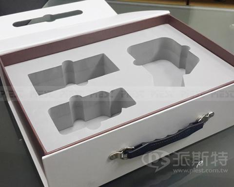 派斯特設計印刷 - 【彩盒設計、包裝設計、設計印刷、期刊、型錄、輸出、展覽/展場、海報、CI視覺應用】
擅長於品牌視覺呈現、CIS規劃、平面設計、商業廣告、
網頁設計、包裝設計、
菜單設計、會場佈置、設計品牌創意、賣場設計、FB代操、活動EDM設計..。
●網站:www.piest.com.tw
●信箱:pkunshuo@gmail.com
●官方Line: @ulq8299m
●行動:0955-252-515彭R 派斯特設計印刷 - 【彩盒設計、包裝設計、設計印刷、期刊、型錄、輸出、展覽/展場、海報、CI視覺應用】
擅長於品牌視覺呈現、CIS規劃、平面設計、商業廣告、
網頁設計、包裝設計、
菜單設計、會場佈置、設計品牌創意、賣場設計、FB代操、活動EDM設計..。
●網站:www.piest.com.tw
●信箱:pkunshuo@gmail.com
●官方Line: @ulq8299m
●行動:0955-252-515彭R