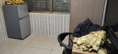 全宏工作室 - 1081206。內湖區內湖路一段591巷10弄。出租套房壁紙施工。 全宏工作室 - 1081206。內湖區內湖路一段591巷10弄。出租套房壁紙施工。