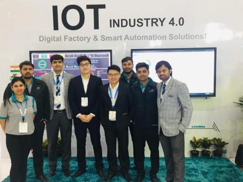 EngMan - 25歲，任職於外商科技業<市場開發經理>負責歐美市場大型合作案的整合工
作。
 標準的美式口音，工作經歷包含新創公司行銷經理及外商公司產品經理。
我的專長是利用最短的時間獲取最大成效:
*雅思7.0 (準備時間2個月)

*多益960(準備時間3個月)
*役畢後直接錄取新創公司行銷經理
*加入外商公司半年成功內轉至戰略發展部擔任市場開發經理
