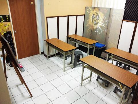 雷雷軒音樂教室（台北市政府站4號出口） - 